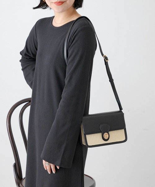 URBAN RESEARCH Sonny Label（アーバンリサーチサニーレーベル）の「ベルスリーブテレコワンピース（ワンピース・レディース・ブラック/ブラウン/ブルー・FREE）」の20枚目の写真