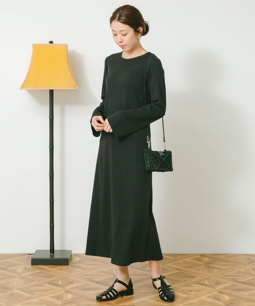 URBAN RESEARCH Sonny Label（アーバンリサーチサニーレーベル）の「ベルスリーブテレコワンピース（ワンピース・レディース・ブラック/ブラウン/ブルー・FREE）」の7枚目の写真