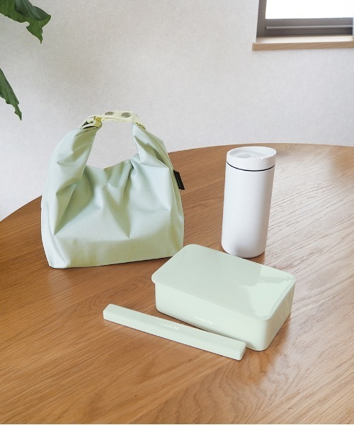COMMON WARE(コモンウェアー)の「EC : LAURIER ローリエ 保冷インナーバッグ(お弁当箱・レディース・ベージュ/ライトグリーン/ダークグレー・FREE)」の7枚目の写真