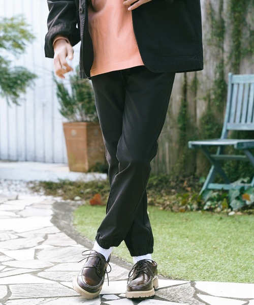 BAYFLOW（ベイフロー）の「ドビーストレッチ ジョガーパンツ（その他パンツ・メンズ・ブルー/グレー/ブラック・LARGE/MEDIUM）」の2枚目の写真