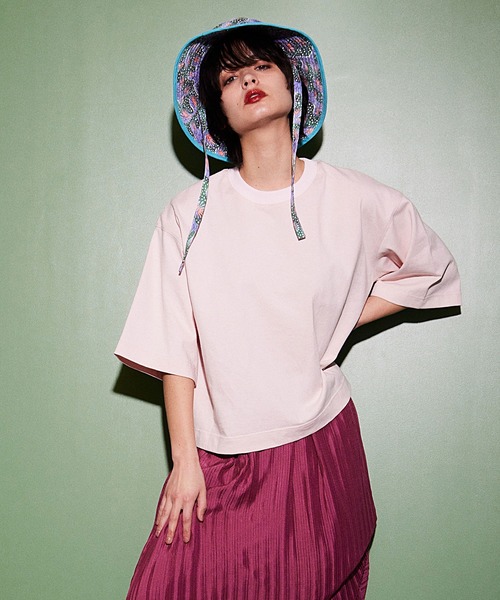 Maisones.(メゾネス)の「Back Attached T-shirt | バックアタッチ Tシャツ(Tシャツ/カットソー・レディース・チャコールグレー/オフホワイト/ピンク・FREE)」の3枚目の写真