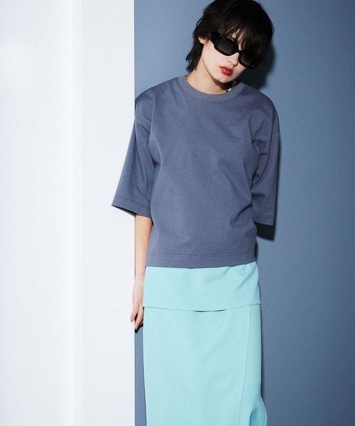 Maisones.(メゾネス)の「Back Attached T-shirt | バックアタッチ Tシャツ(Tシャツ/カットソー・レディース・チャコールグレー/オフホワイト/ピンク・FREE)」の16枚目の写真