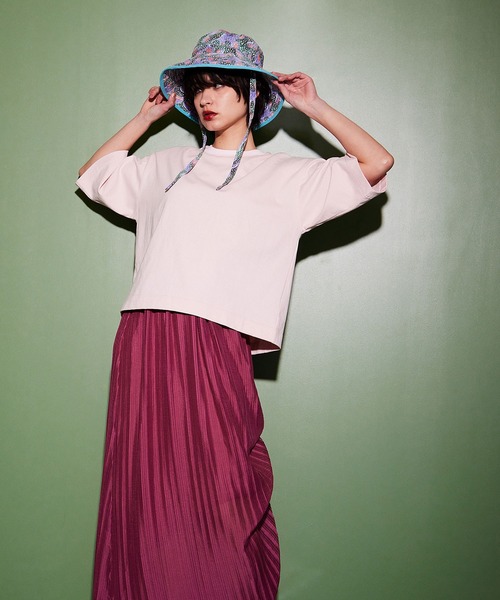 Maisones.(メゾネス)の「Back Attached T-shirt | バックアタッチ Tシャツ(Tシャツ/カットソー・レディース・チャコールグレー/オフホワイト/ピンク・FREE)」の5枚目の写真