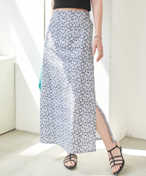 Aunt Marie's(アントマリーズ)の「フラワープリントスカート(スカート・レディース・ネイビー/ライトグリーン・FREE)」の2枚目の写真