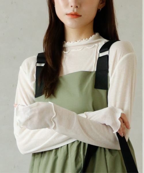 Per sist ence(パーシエンス)の「Per sist ence/パーシエンス シアーリブハイネックメロープルオーバー(Tシャツ/カットソー・レディース・ブラック/ベージュ/アイボリー・FREE)」の10枚目の写真