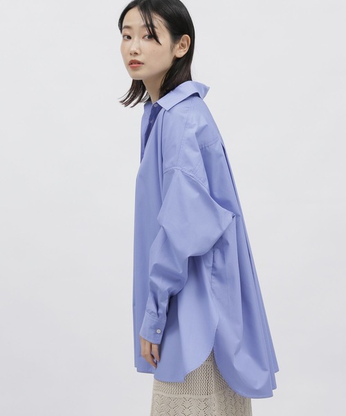 LAKOLE（ラコレ）の「BIGシルエットシャツ / 190563（シャツ/ブラウス・レディース・オフホワイト/ネイビー/ブルー・SMALL/MEDIUM）」の13枚目の写真