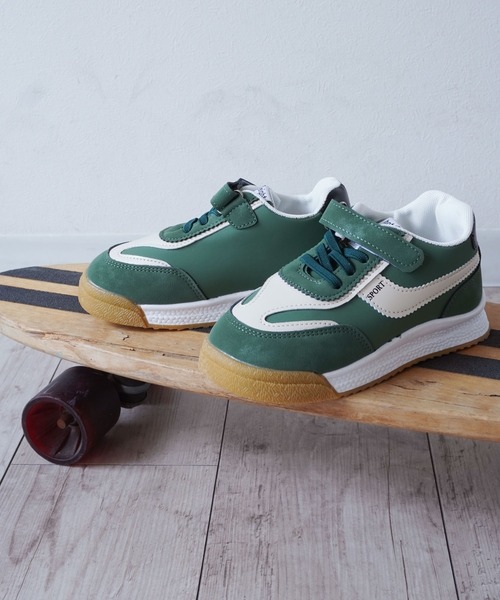 Bambin（ボンバン）の「【 Bambin / ボンバン 】 配色 デザイン キッズ スニーカー（スニーカー・キッズ・ベージュ/ブラック/グリーン・15 /16/17/18）」の16枚目の写真