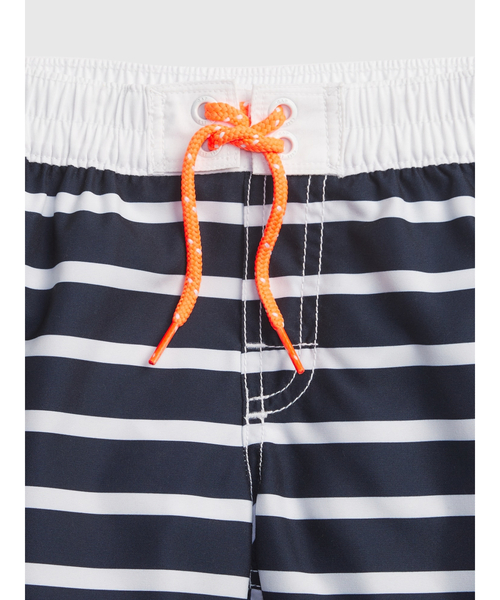 GAP（ギャップ）の「ブレトンストライプ 水着 サーフトランクス (幼児)（水着・キッズ・ブルー・18-24M/2 YRS/5 YRS/3 YRS/4 YRS/12-18M/6-12M）」の3枚目の写真