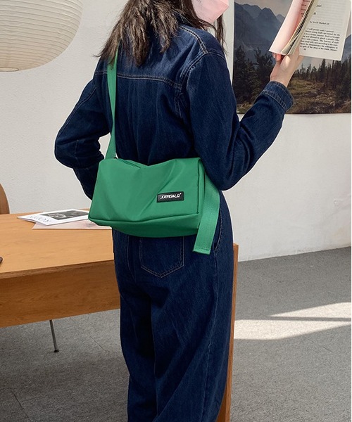 LOPASS（ロパス）の「大容量カジュアルショルダーバッグ（ショルダーバッグ・レディース・ブラック/ブルー/グリーン・FREE）」の11枚目の写真