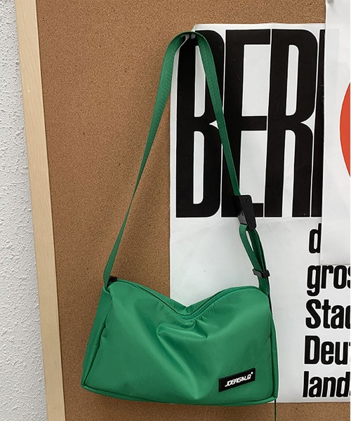 LOPASS（ロパス）の「大容量カジュアルショルダーバッグ（ショルダーバッグ・レディース・ブラック/ブルー/グリーン・FREE）」の7枚目の写真