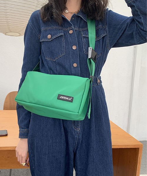 LOPASS（ロパス）の「大容量カジュアルショルダーバッグ（ショルダーバッグ・レディース・ブラック/ブルー/グリーン・FREE）」の19枚目の写真