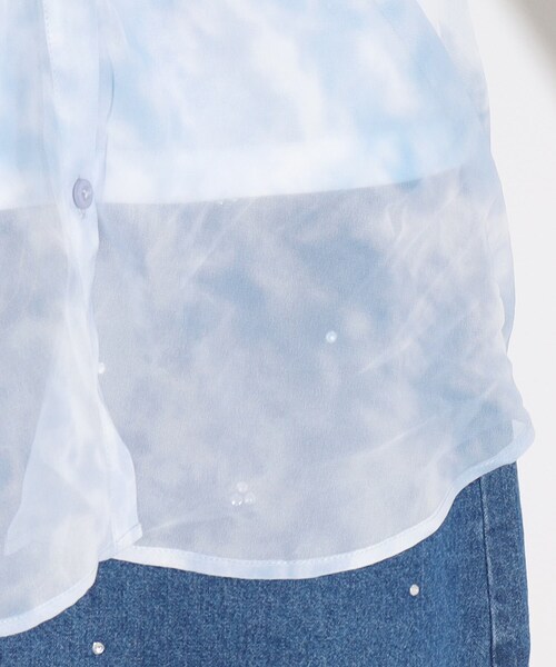 PINK-latte(ピンクラテ)の「◆【2WAY/130cm】着回しバツグン!シアーシャツレイヤードトップス(シャツ/ブラウス・キッズ・アイボリー/ベビーピンク/ライトグリーン/ブルー系6/ブルー系2/アイボリー系1/サックスブルー系1・15 /14/16/13)」の14枚目の写真