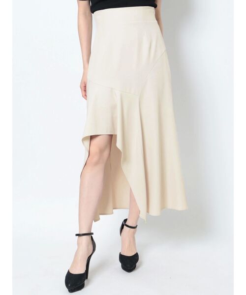 MSGM アシンメトリーヘムミディスカート 【関税込】 GU(ジーユー) | 他の投稿もCHECK👉️ @gu_for_all_ 後で見返せる