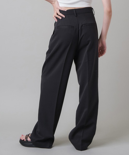 SPINNS（スピンズ）の「ハイウエストデザイン ストレートパンツ（スラックス・レディース・チャコール/ブラック・S/M）」の4枚目の写真