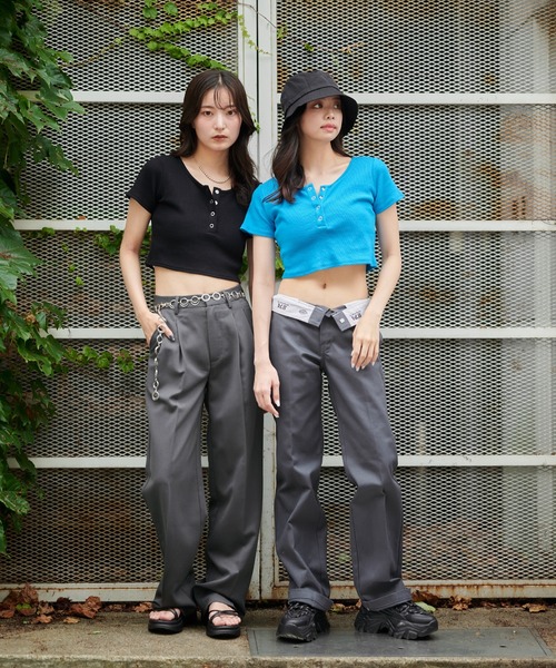 SPINNS（スピンズ）の「ハイウエストデザイン ストレートパンツ（スラックス・レディース・チャコール/ブラック・S/M）」の8枚目の写真