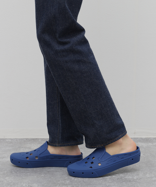 VANS(バンズ)の「【VANS / ヴァンズ】SLIP-ON MULE TRK(サンダル・メンズ・ブラック/レッド/ブルー・80/90/100)」の17枚目の写真