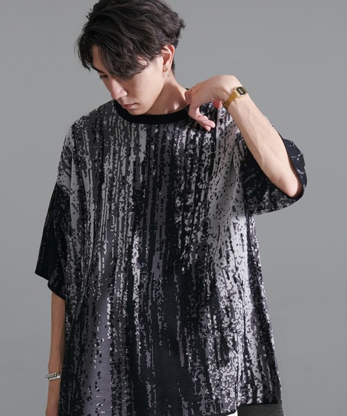 SILVER BULLET(シルバーバレット)の「『CavariA/キャバリア』Wジャガードオーバーサイズ5分袖クルー(Tシャツ/カットソー・メンズ・グレー/ブラック/ブルー/グレイッシュベージュ・L/M)」の2枚目の写真