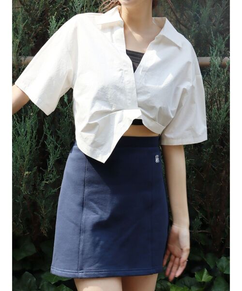 EVRIS（エヴリス）の「デザインウエストクロップドシャツ（シャツ/ブラウス・レディース・ブラック/イエロー/ホワイト・FREE）」の12枚目の写真