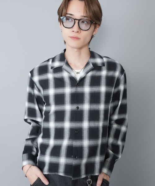 SPINNS(スピンズ)の「カラーレンズ ボストンサングラス/UVカット/ユニセックス(サングラス・メンズ・ブラウン系その他/グレー系その他/ブラック×グリーン/ブラック×ブルー・ONESIZE)」の13枚目の写真