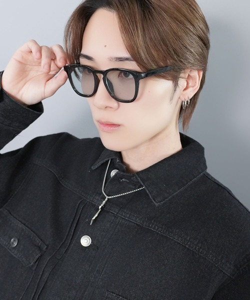 SPINNS(スピンズ)の「カラーレンズ ボストンサングラス/UVカット/ユニセックス(サングラス・メンズ・ブラウン系その他/グレー系その他/ブラック×グリーン/ブラック×ブルー・ONESIZE)」の14枚目の写真