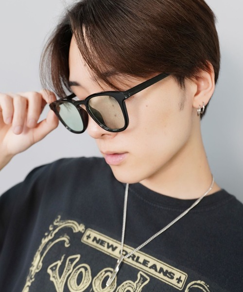 SPINNS（スピンズ）の「カラーレンズ ボストンサングラス/UVカット/ユニセックス（サングラス・メンズ・ブラウン系その他/グレー系その他/ブラック×グリーン/ブラック×ブルー・ONESIZE）」の12枚目の写真