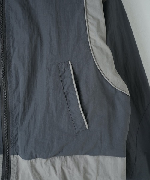 WEGO（ウィゴー）の「WEGO/【一部店限定】ドローストリングショートウィンドブレーカー（マウンテンパーカー・レディース・グレー・FREE）」の16枚目の写真