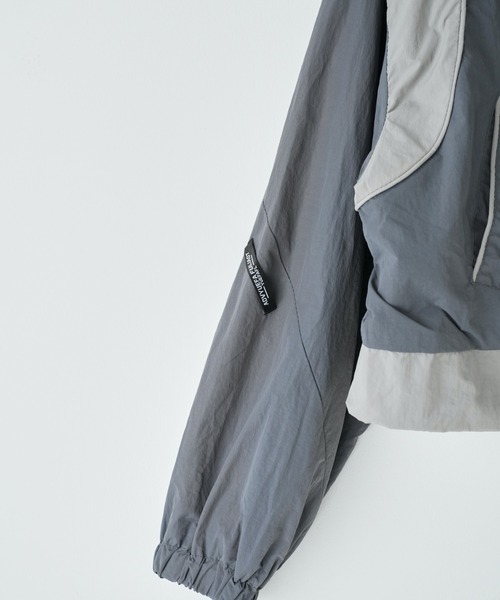 WEGO（ウィゴー）の「WEGO/【一部店限定】ドローストリングショートウィンドブレーカー（マウンテンパーカー・レディース・グレー・FREE）」の15枚目の写真
