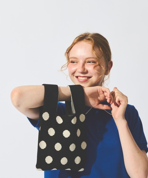 MERLOT（メルロー）の「ニットハンドバッグ（ハンドバッグ・レディース・イエロー/オレンジ/その他1・FREE）」の4枚目の写真