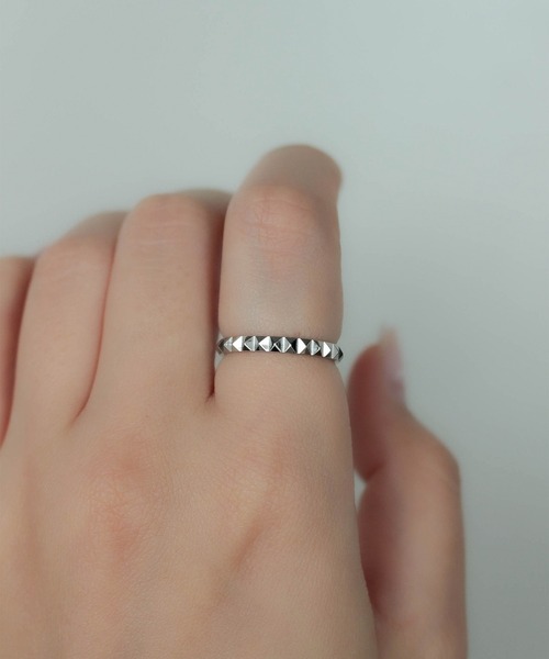 ebine（エビネ）の「Eternity Studs Ring　金属アレルギー対応 サージカルステンレス（リング・レディース・シルバー/ゴールド/ピンクゴールド・13号/7号/9号/16号/11号）」の16枚目の写真