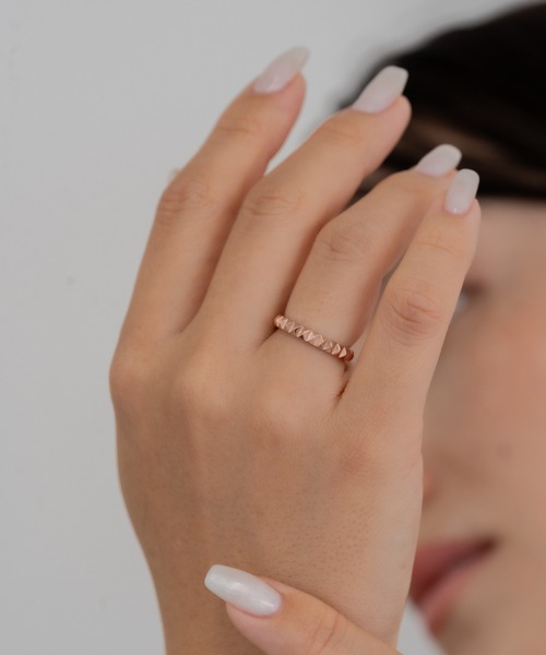 ebine（エビネ）の「Eternity Studs Ring　金属アレルギー対応 サージカルステンレス（リング・レディース・シルバー/ゴールド/ピンクゴールド・13号/7号/9号/16号/11号）」の7枚目の写真