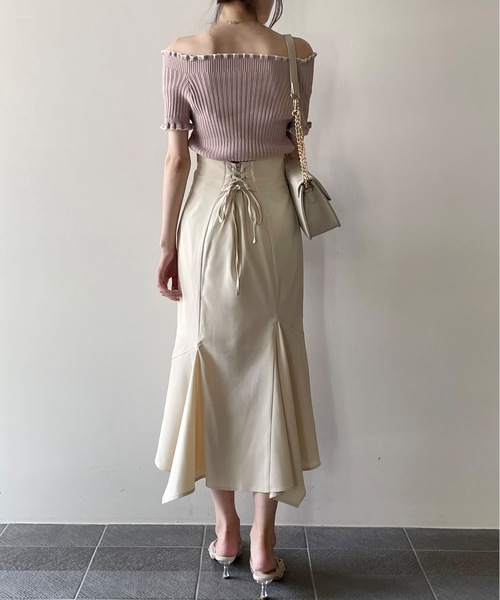 one way（ワンウェイ）の「フリルオフショルリブニット（Tシャツ/カットソー・レディース・アイボリー/ブラック/ブラウン/ピンク・FREE）」の16枚目の写真