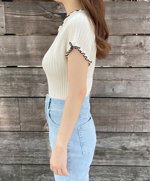 one way（ワンウェイ）の「フリルオフショルリブニット（Tシャツ/カットソー・レディース・アイボリー/ブラック/ブラウン/ピンク・FREE）」の19枚目の写真