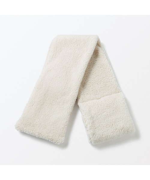 無印良品（ムジルシリョウヒン）の「再生ポリエステル　ボア　ボケッタブル　マフラー（マフラー・レディース・ブラウン系1/ブラック/ライトグリーン/アイボリー/ダークブラウン系・FREE）」の9枚目の写真