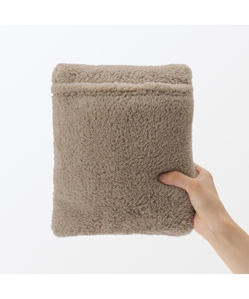 無印良品（ムジルシリョウヒン）の「再生ポリエステル　ボア　ボケッタブル　マフラー（マフラー・レディース・ブラウン系1/ブラック/ライトグリーン/アイボリー/ダークブラウン系・FREE）」の19枚目の写真