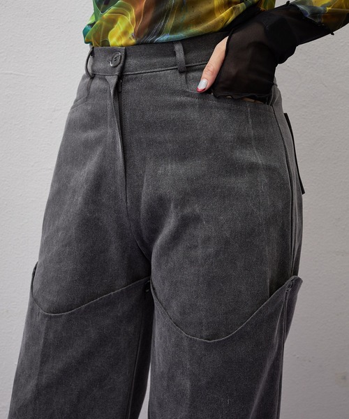 casane（カサネ）の「カッティング2wayパンツ（その他パンツ・レディース・チャコールグレー/ベージュ・2）」の21枚目の写真