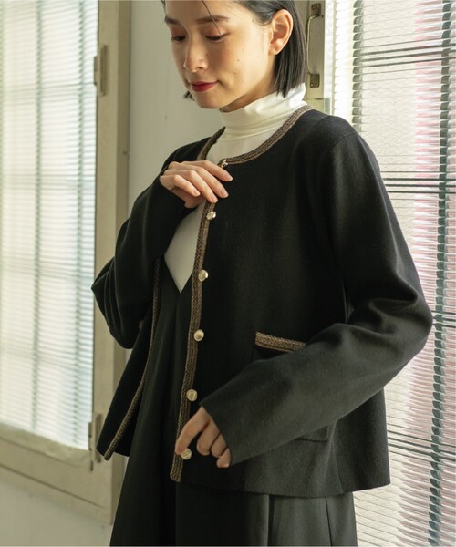 OPAQUE.CLIP（オペークドットクリップ）の「◆配色ブレード金ボタンニットカーディガン【洗濯機洗い可】（カーディガン/ボレロ・レディース・ブラック/ピンク系/アイボリー・40/36/38）」の19枚目の写真