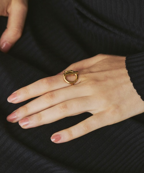 ciite' surgical stainless（シーテサージカルステンレス）の「【 金属アレルギー対応 】 マンテルデザインリング サージカルステンレス 316L（リング・レディース・シルバー/ゴールド・11号/13号）」の14枚目の写真