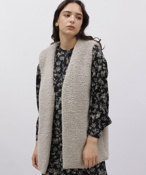 LAKOLE（ラコレ）の「ボアベスト / 977349（ベスト・レディース・ブラック/サンドグレー・SMALL/MEDIUM）」の7枚目の写真