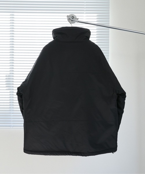 CREARE -LINO-（クレアーレリノ）の「【防寒性抜群】中綿 スタンドネック オーバーサイズ アウター/ブルゾン/ダウンジャケット<ユニセックス>（その他アウター・メンズ・ネイビー/アイボリー/グレー/ブラック・S/L/M）」の8枚目の写真