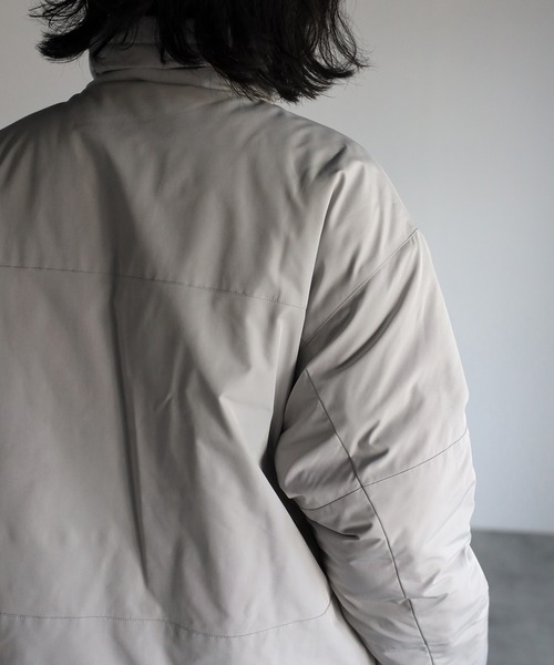 CREARE -LINO-（クレアーレリノ）の「【防寒性抜群】中綿 スタンドネック オーバーサイズ アウター/ブルゾン/ダウンジャケット<ユニセックス>（その他アウター・メンズ・ネイビー/アイボリー/グレー/ブラック・S/L/M）」の19枚目の写真