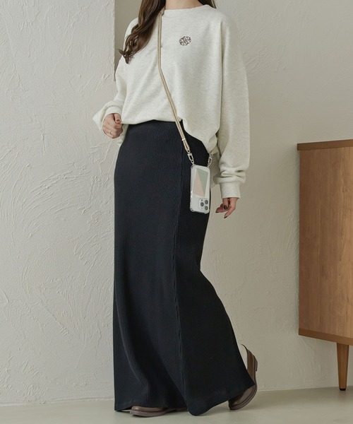 Ambre Neige(アンブルネージュ)の「ロゴ刺繍スウェット/WEB/EC限定商品(スウェット・レディース・アイボリー/ライトグレー・FREE)」の14枚目の写真