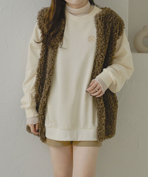 Ambre Neige(アンブルネージュ)の「ロゴ刺繍スウェット/WEB/EC限定商品(スウェット・レディース・アイボリー/ライトグレー・FREE)」の3枚目の写真