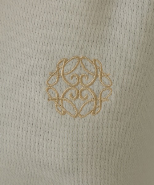 Ambre Neige(アンブルネージュ)の「ロゴ刺繍スウェット/WEB/EC限定商品(スウェット・レディース・アイボリー/ライトグレー・FREE)」の19枚目の写真