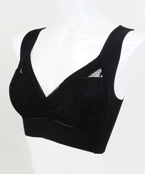 Honeys(ハニーズ)の「シームレスブラジャー(ナイトブラ・レディース・ピンク/ベージュ/ブラック/サックスブルー・L/LL/M)」の20枚目の写真