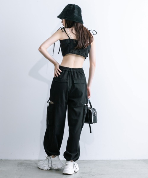 OLIVE des OLIVE（オリーブデオリーブ）の「肩リボンビスチェ　1032040120（キャミソール・レディース・チャコールグレー/ブラック・FREE）」の8枚目の写真