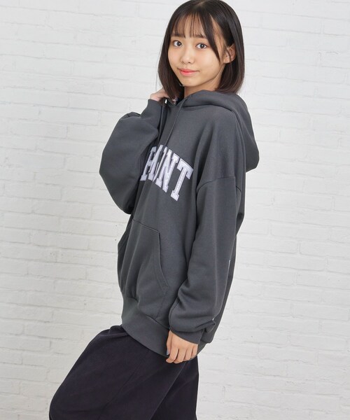 PINK-latte（ピンクラテ）の「◆サテンアップリケロゴフーディ（パーカー・キッズ・チャコールグレー/アイボリー/ピンク系/ブルー・14/16/15 ）」の16枚目の写真