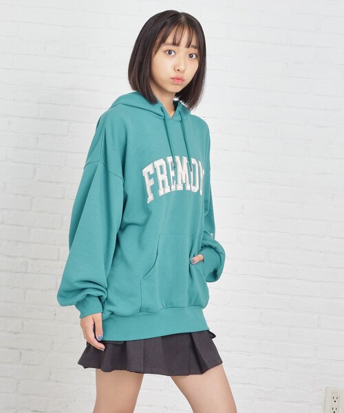 PINK-latte（ピンクラテ）の「◆サテンアップリケロゴフーディ（パーカー・キッズ・チャコールグレー/アイボリー/ピンク系/ブルー・14/16/15 ）」の19枚目の写真