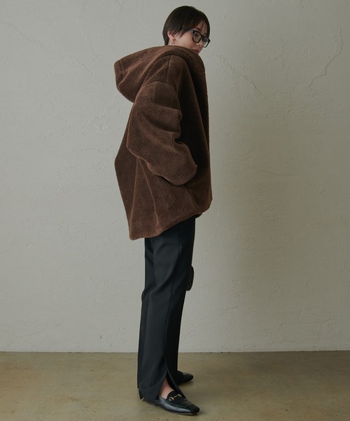 LOUNGEDRESS（ラウンジドレス）の「フーディーボアブルゾン（ブルゾン