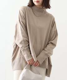 atONE ハイネックビッグヘムランダムカットソー