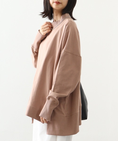 atONE(アットワン)の「atONE ハイネックビッグヘムランダムカットソー(Tシャツ/カットソー・レディース・グレイッシュベージュ/ブラック/ライトブラウン・4L~5L/LL~3L/M~L)」の10枚目の写真